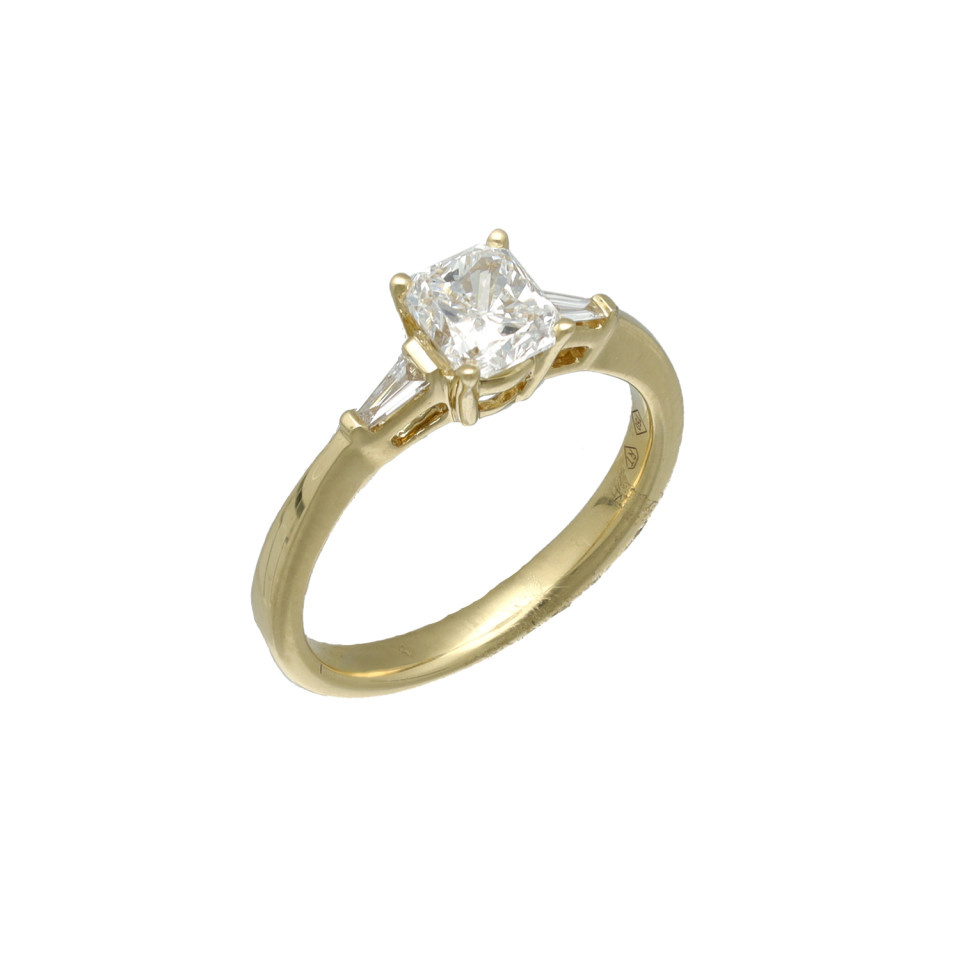Geelgouden Solitair Ring Radiant Cut 1.01 Ct HRD Certificaat
