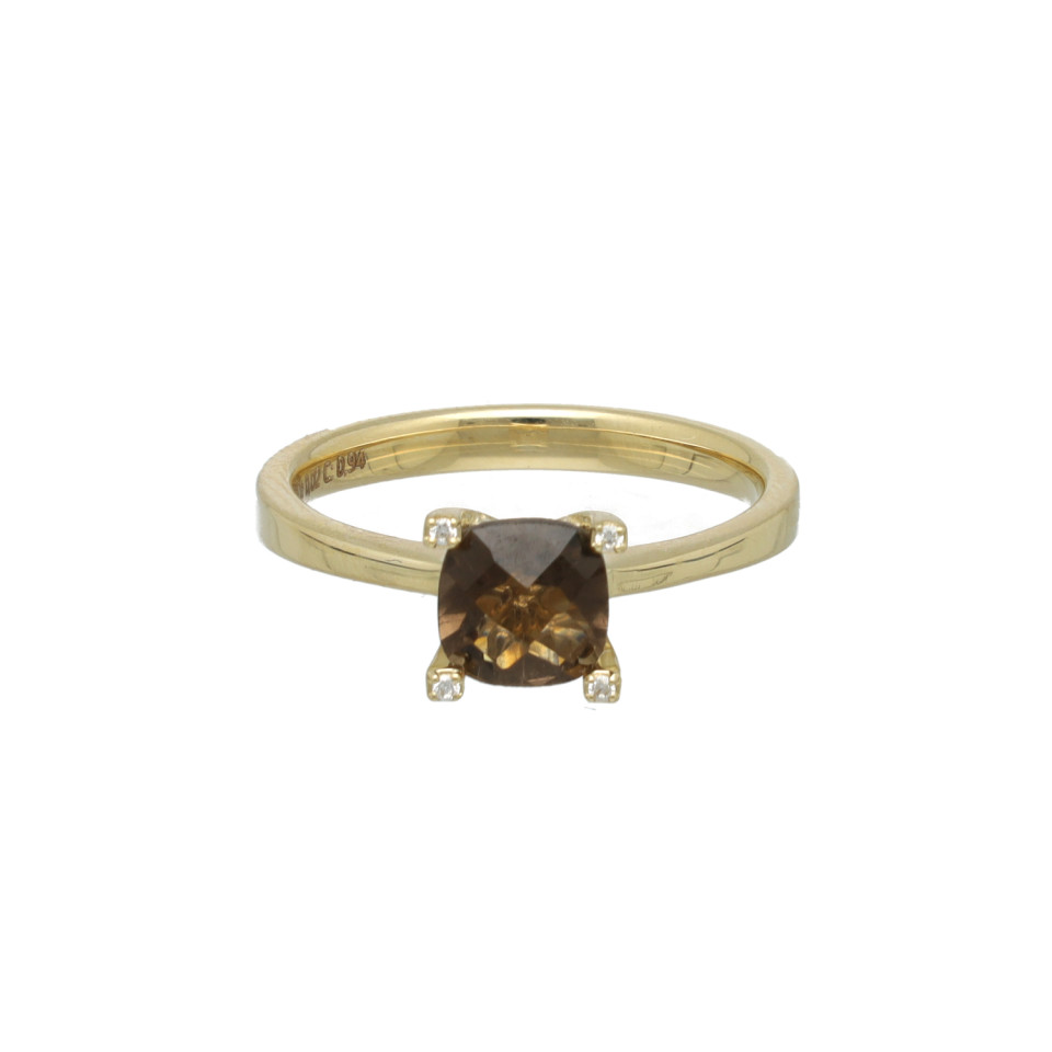 Geelgouden ring met rooktopaas en diamant.