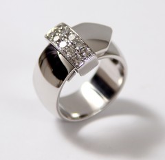 Witgouden Briljant ring 0.50 Ct. met afneembare briljant gesp.