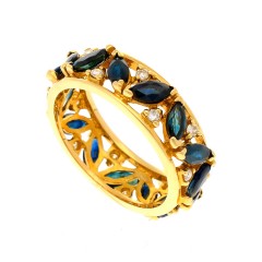 Handgemaakte ring 18Krt. goud met Briljant & Saffier