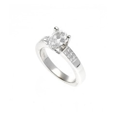 18 Krt Witgouden ring met Ovale diamant van 0.78 Ct