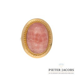 14 krt ring met licht roze agaat,