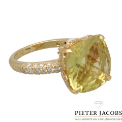 18 Krt. ring bezet met Lemon Quartz-Briljant € 2450,- nu € 1750,-