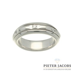 Witgouden Piaget Possession ring met Briljant