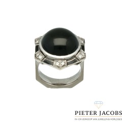 Bucherer cocktail ring met Briljant en Onix, 18 Krt Witgoud