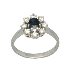 14 krt witgouden entourage ring met briljanten en blauwe saffier