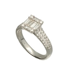 Witgouden Entourage ring met Briljant en Baguette.Totaal 0.96 Ct.