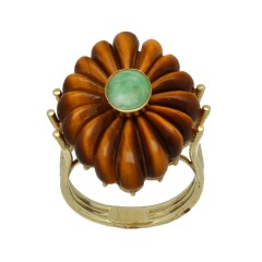 14 krt geelgouden ring met tijgeroog en Jade.