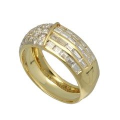 18 krt gouden ring bezet met Briljant en Baguette ca. 1 Ct.