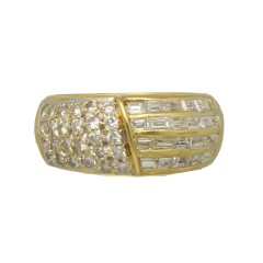 18 krt gouden ring bezet met Briljant en Baguette ca. 1 Ct.