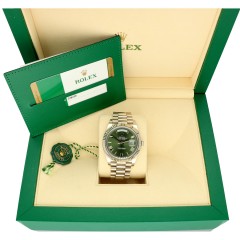 Rolex Day-Date 40 Ref.228239 White Gold Olive Green