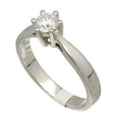 Witgouden Solitairring met briljant van 0.47 Ct