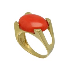 14Krt. Gouden ring met Bloedkoraal