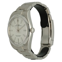 Rolex Oyster Perpetual 39mm 2020 Ref: 114300