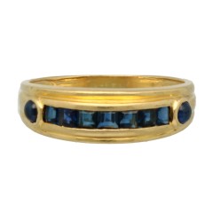 18 Krt. geelgouden ring met blauwe saffieren