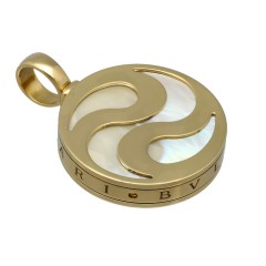 Bvlgari Hanger Ying Yang , Mother of Pearl.18 krt goud