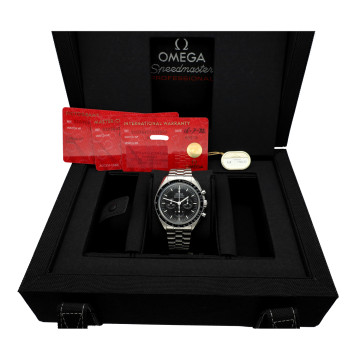 Omega Speedmaster Professional Moonwatch 