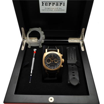 Panerai Ferrari Granturismo Chronograph 18K. Gold Limited Ed.