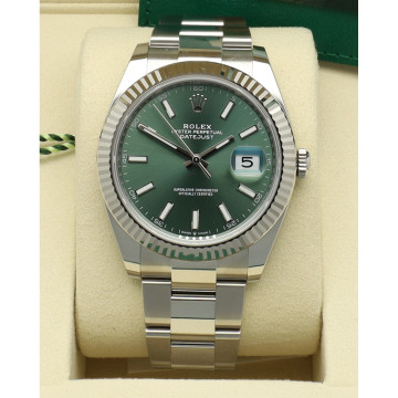 Rolex Datejust 41 Ref.126334 Mint/Green