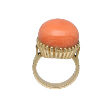 Gouden Vintage ring Koraal-cabochon