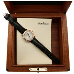 Blancpain LÃ©man Moonphase QuantiÃ¨me Mother of Pearl