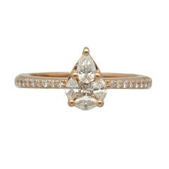 18 krt. ring RosÃ©gouden met diamanten.