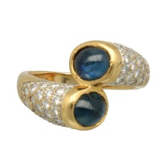 18 Krt. geelgouden slagring met briljant-blauwe saffier