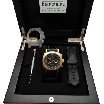 Panerai Ferrari Granturismo Chronograph 18K. Gold Limited Ed.