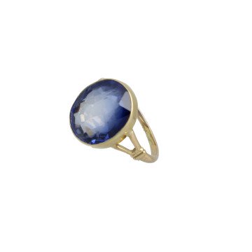 Geelgouden vintage ring met ovale blauwe topaas