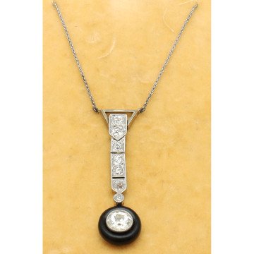 Platina art-deco hanger met diamant en onix