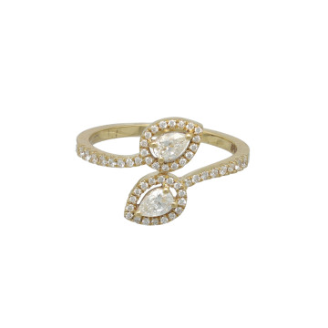 Geelgouden slag ring met Peervormige diamant